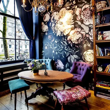 Hotel Rosalia's Menagerie Cocktail Bar & Innupstairs Amsterdam