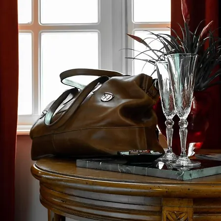 Rosalia's Menagerie Cocktail Bar & Innupstairs Hotel Amsterdam