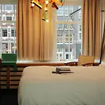 Rosalia's Menagerie Cocktail Bar & Innupstairs Hotel 3*