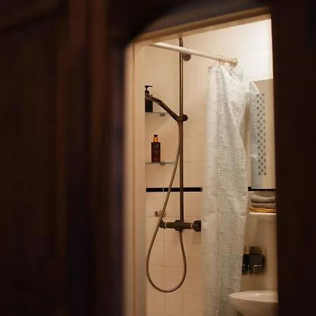 Hotel Rosalia's Menagerie Cocktail Bar & Innupstairs