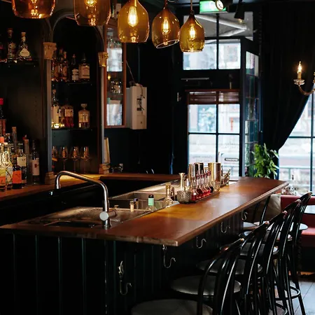 Rosalia's Menagerie Cocktail Bar & Innupstairs Hotel Amsterdam