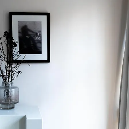 Rosalia's Menagerie Cocktail Bar & Innupstairs 호텔 3*