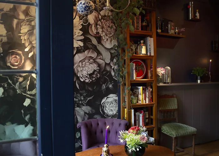 Rosalia's Menagerie Cocktail Bar & Innupstairs Amsterdam