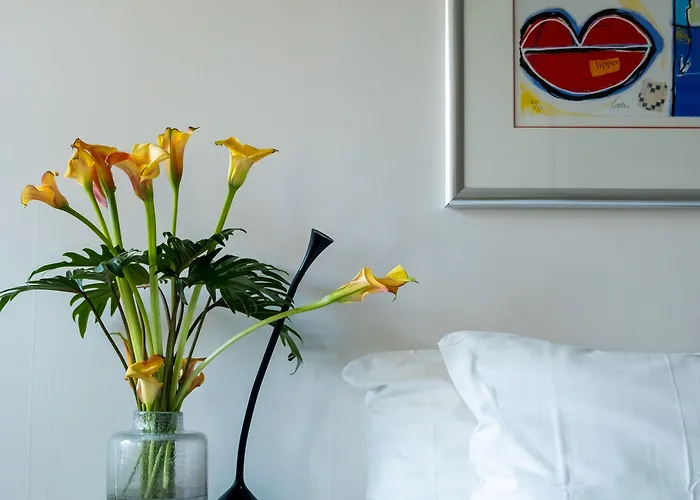 Hotel Rosalia's Menagerie Cocktail Bar & Innupstairs Amsterdam