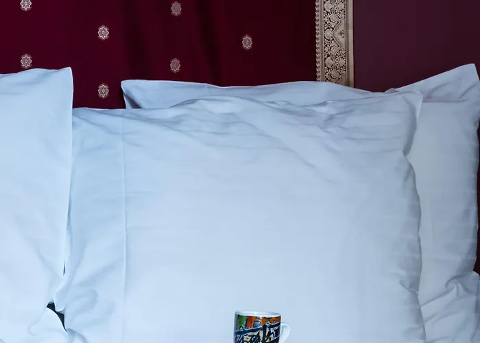 Rosalia's Menagerie Cocktail Bar & Innupstairs