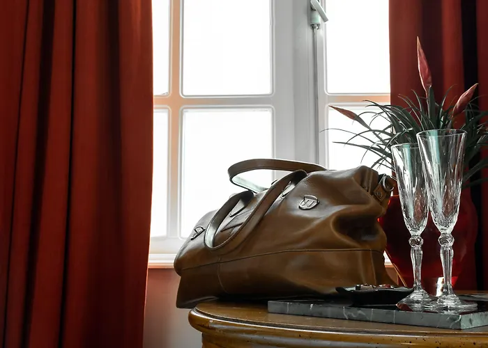 Rosalia's Menagerie Cocktail Bar & Innupstairs