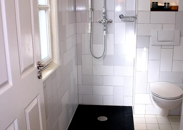 Rosalia's Menagerie Cocktail Bar & Innupstairs Hotel Amsterdam