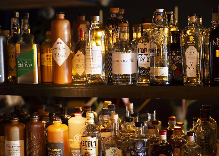 Rosalia's Menagerie Cocktail Bar & Innupstairs Hotel Amsterdam