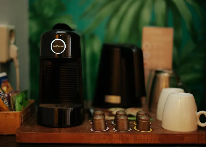 Rosalia's Menagerie Cocktail Bar & Innupstairs Hotel