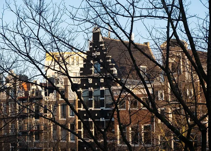 Rosalia's Menagerie Cocktail Bar & Innupstairs Hotel Amsterdam