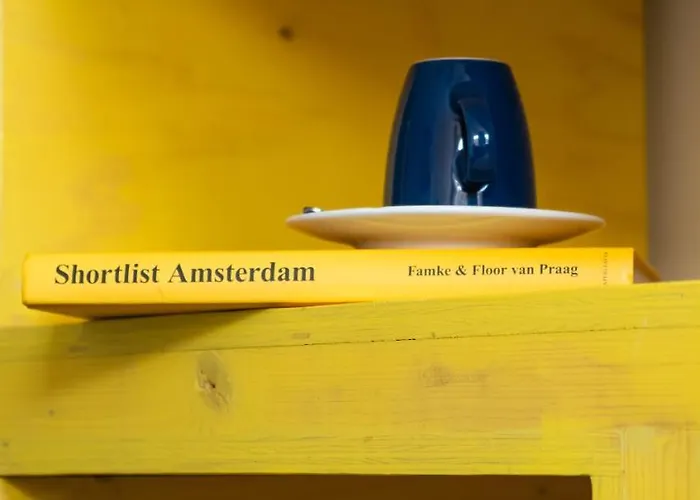 Rosalia's Menagerie Cocktail Bar & Innupstairs 3*