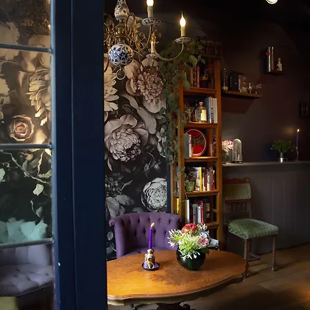 Rosalia's Menagerie Cocktail Bar & Innupstairs Amsterdam