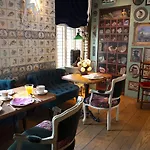 Rosalia's Menagerie Cocktail Bar & Innupstairs 3* Amsterdam
